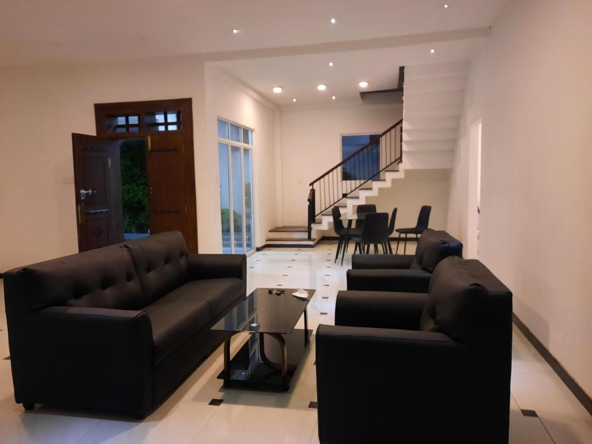 Vidushi Home Minuwangoda Exterior foto